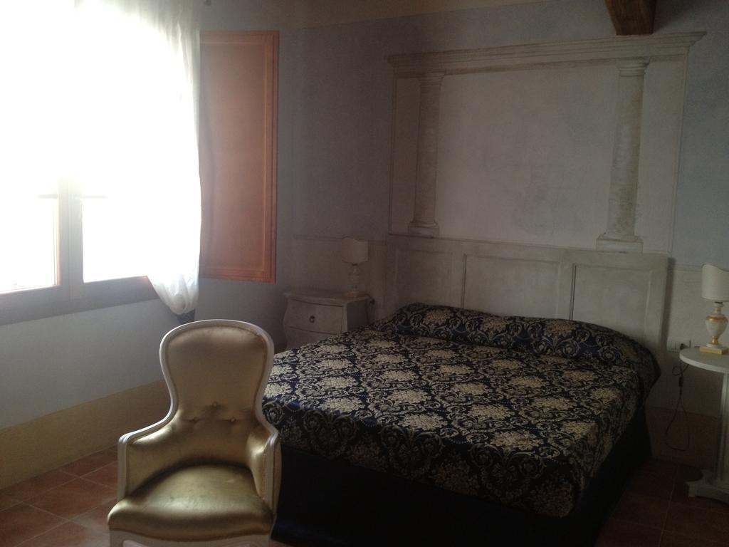 La Locanda Di Ortimino Montespertoli Habitación foto